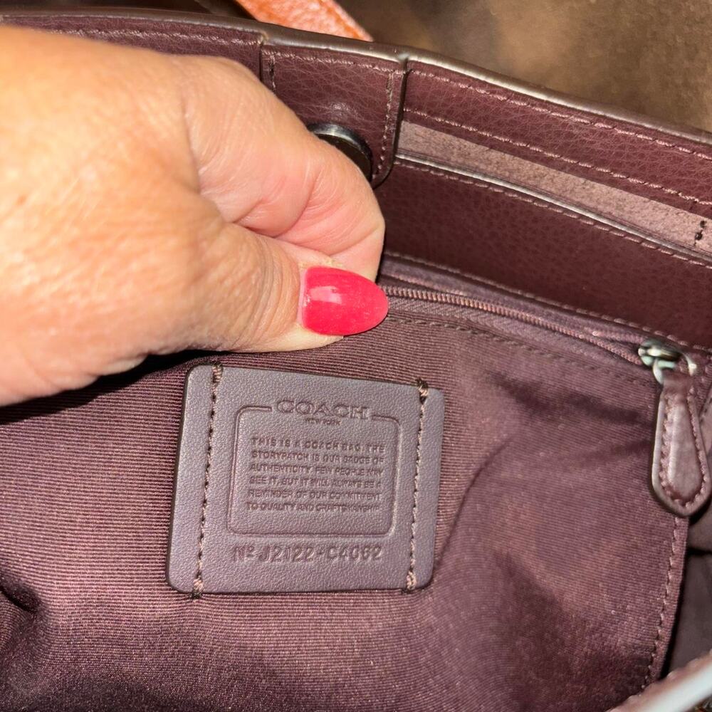 Coach pink leather crossbody bag excellent condition - Picture 6 of 6
